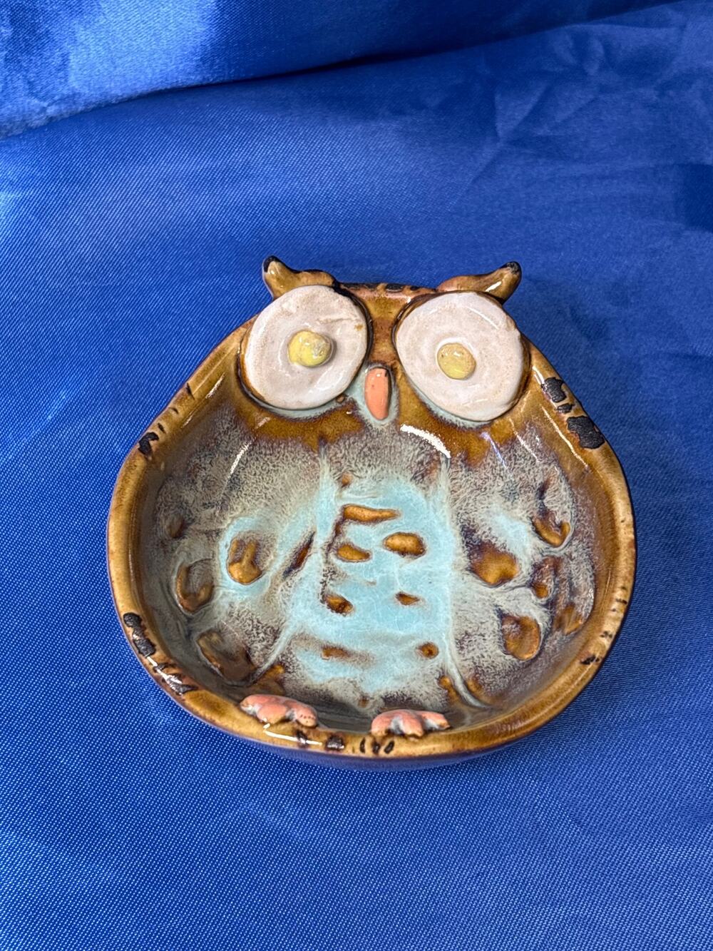 Round Pottery Owl Trinket Dish with Blue Belly Color